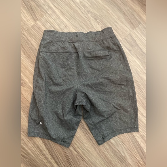 Lululemon Connector Short 11" dark grey size L - Picture 4 of 9